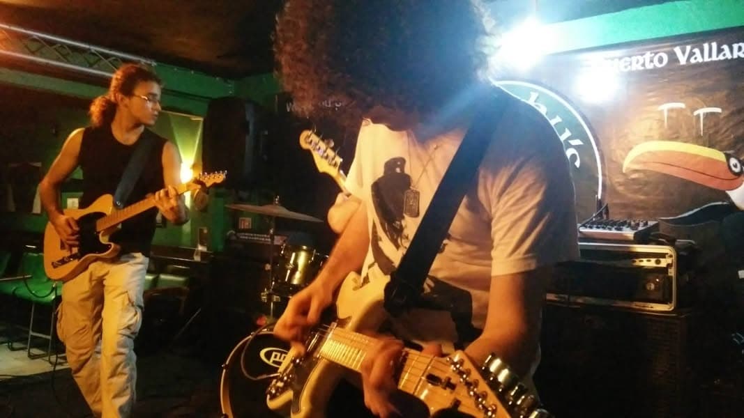 463750532_8457938134242945_2182017152468178_n_816329801737188 community