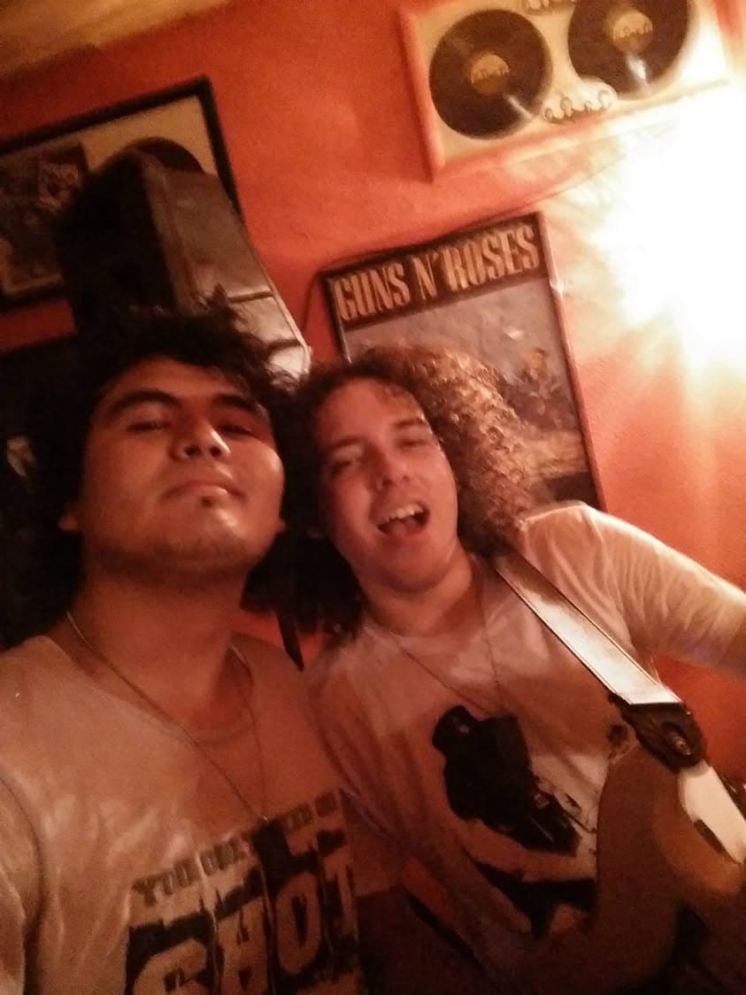 463786663_8457940990909326_1782870546263192015_n_816331921736976 community