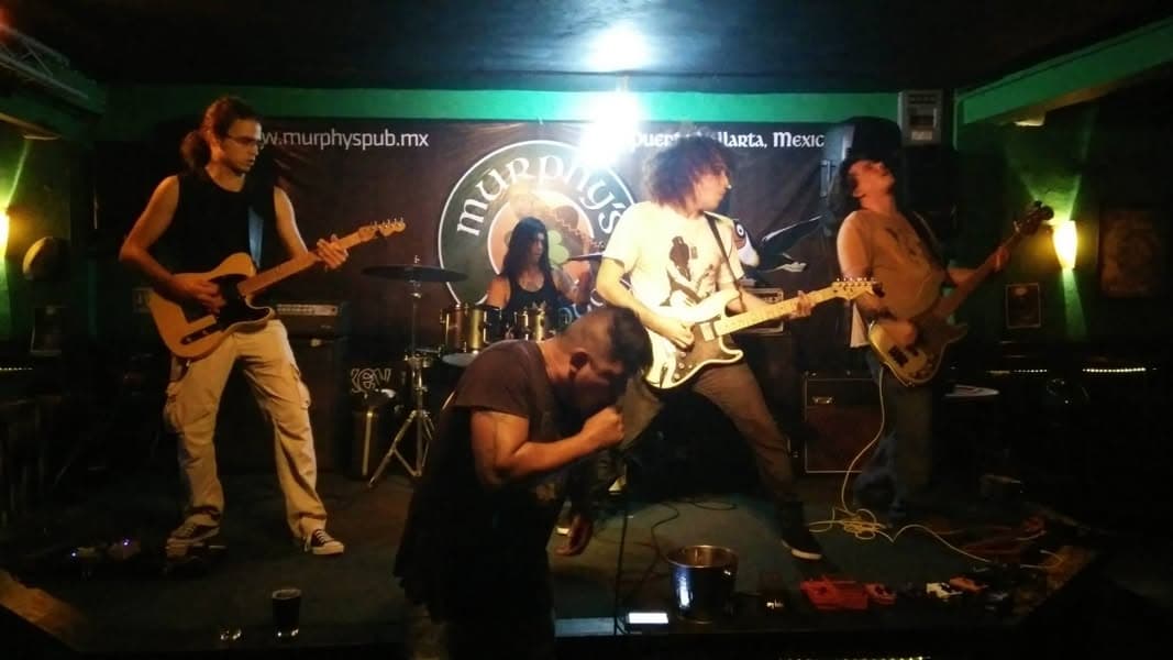 463867145_8457937630909662_656605861963393463_n_816329605070541 community