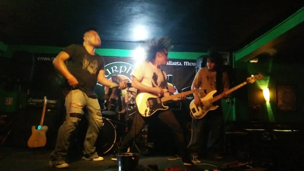 463877918_8457938124242946_7851557098385418518_n_816329931737175 community