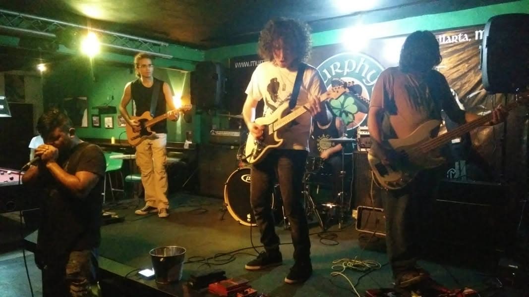 463928576_8457937634242995_2505000962224935665_n_816329675070534 community