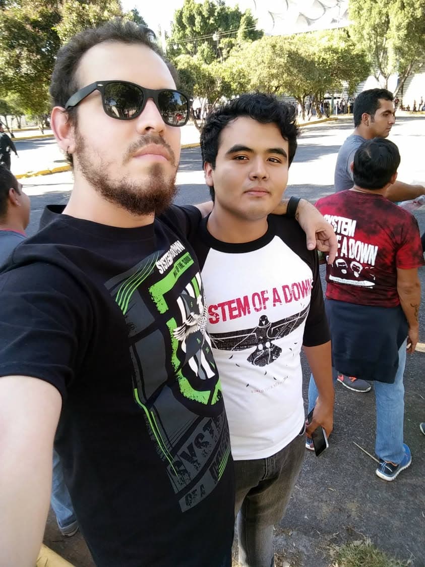 464430525_8474345649268860_7434621564465227031_n_895547063815461 community