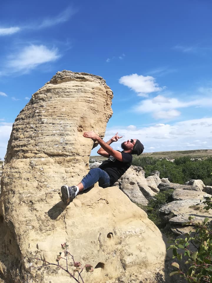 66049381_2240235226013298_1151005558350807040_n_2240235219346632 community