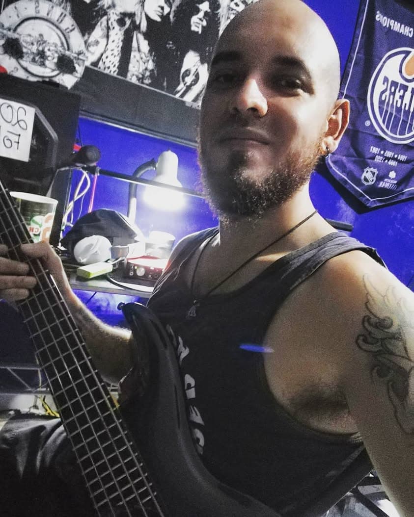 recording_begginings_bass_from_javier_pancho gear